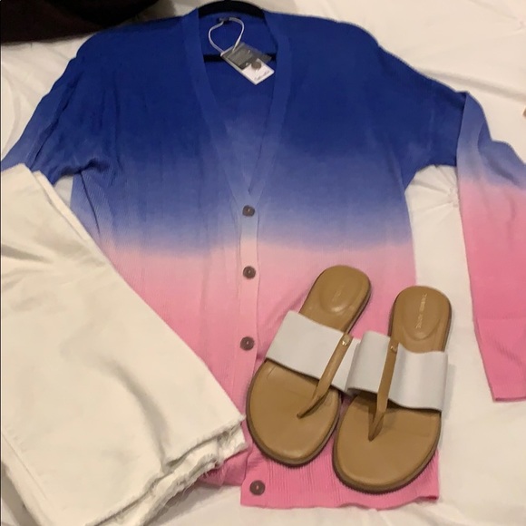 Splendid sweater. NWT - Picture 2 of 8